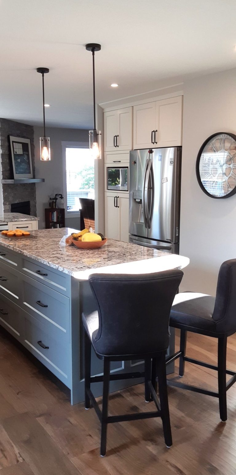 Kitchen cabinets, cash and carry cabinets, kitchen cabinets prince George, kitchen cabinet design, kitchen cabinets near me, top 3 cabinets in prince George, DIY cabinets