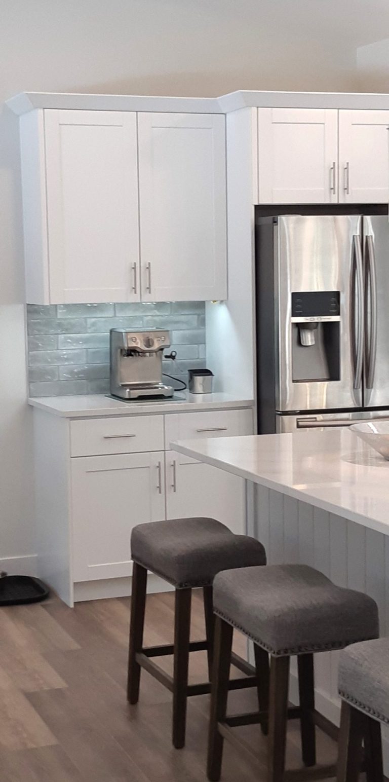 Kitchen cabinets, cash and carry cabinets, kitchen cabinets prince george, kitchen cabinet design, kitchen cabinets near me, top 3 cabinets in prince george, diy cabinets