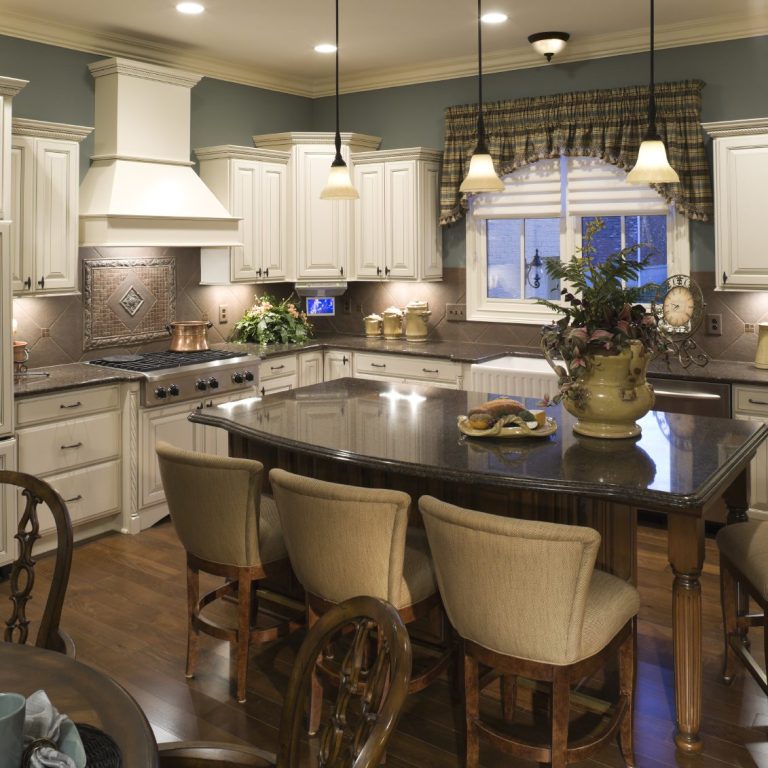 Kitchen Cabinets, Snow white shaker, white cabinets, cabinets design, Prince George, Kitchen cabinets near me, kitchen cabinets in Prince George